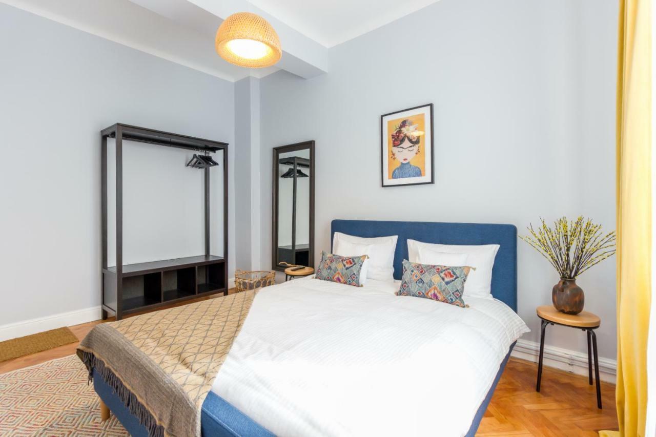 City Chic 3 Bedroom Apartment كلوج-نابوكا المظهر الخارجي الصورة